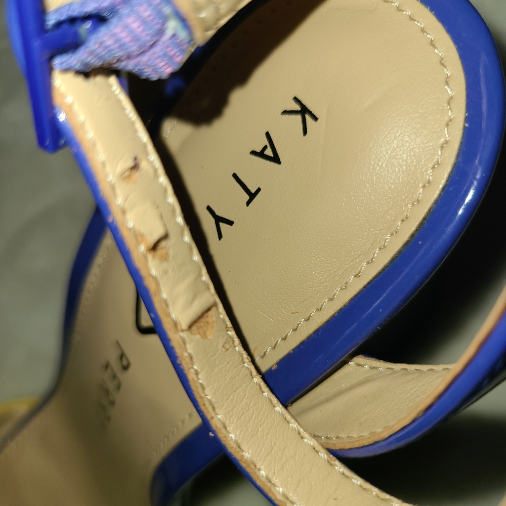 🌈 Katy Perry “Pinwheelz” Blue Multi Patent Heels – Size 5 (35) – Rare & Vibrant - Picture 10 of 10